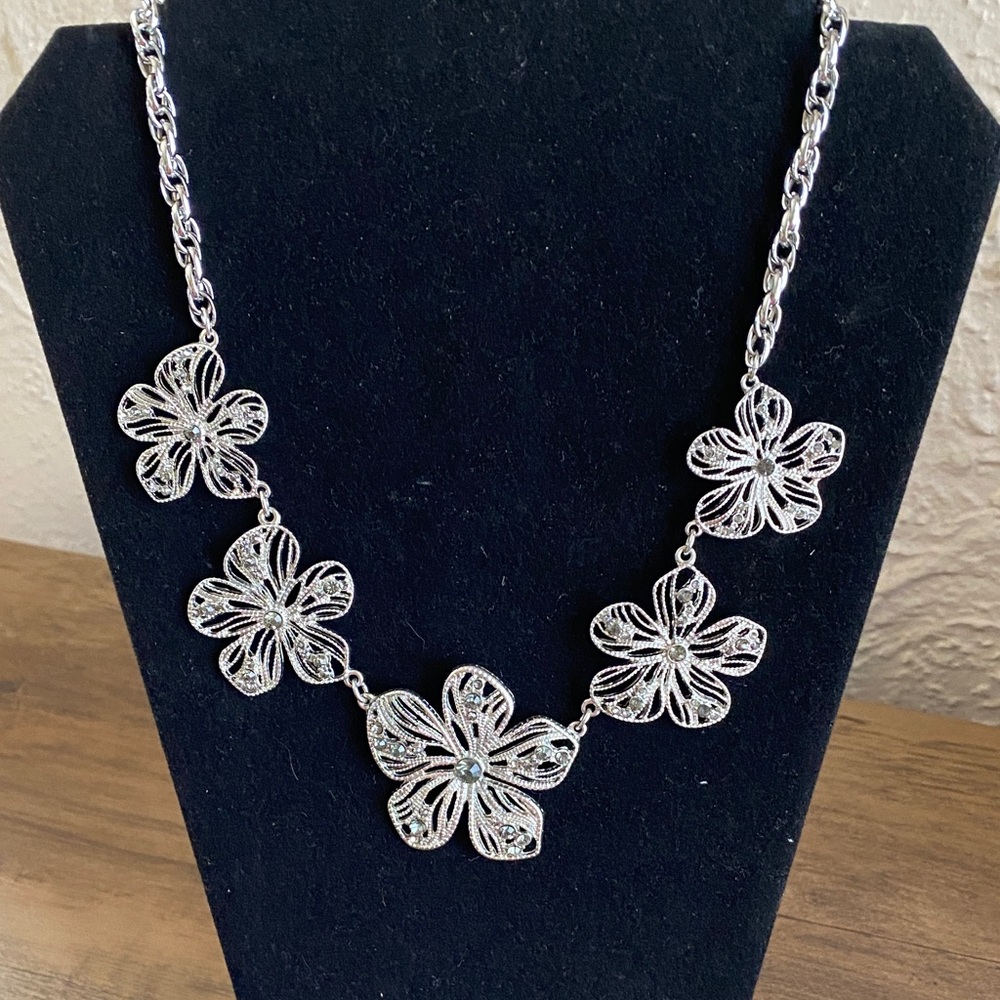 Silver Floral Statement Necklace - Women Jewelry